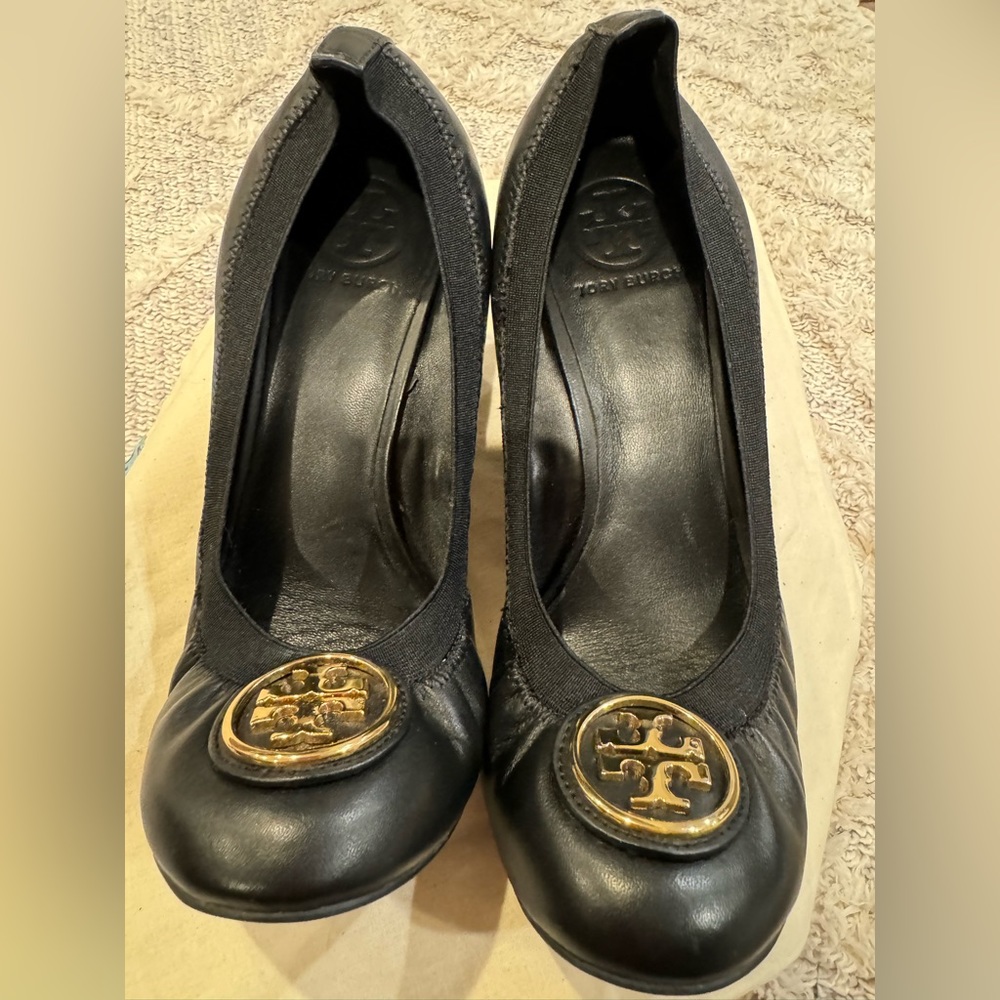 New TORY BURCH Caroline Wedges | Black | Size 9